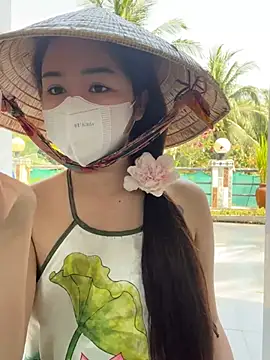 BabyThree  online show from 02/01/25, 07:26