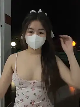 BabyThree  online show from 03/08/25, 02:30