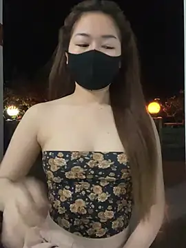 BabyThree  online show from 02/07/26, 02:32