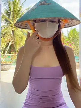 BabyThree  online show from 03/10/26, 08:19