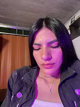 Snapshot of liss_hot_ chatting on 10/09/25, 08:40 liss hot online show from 10/09/25, 08:40