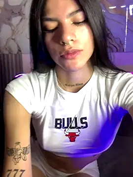 Snapshot of liss_hot_ chatting on 11/11/25, 09:59 liss hot online show from 11/11/25, 09:59