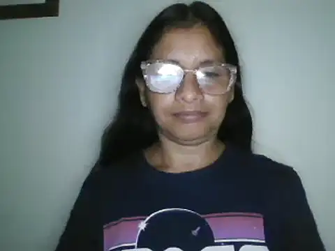 Snapshot of titssmall123 chatting on 01/14/25, 05:08 titssmall123 online show from 01/14/25, 05:08