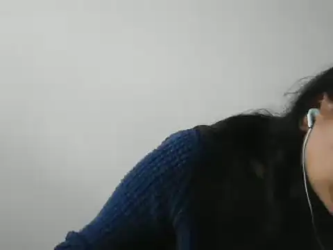 Snapshot of titssmall123 chatting on 01/31/25, 06:03 titssmall123 online show from 01/31/25, 06:03