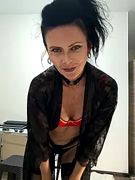 Snapshot of GannaWind chatting on 12/05/25, 02:03 GannaWind online show from 12/05/25, 02:03