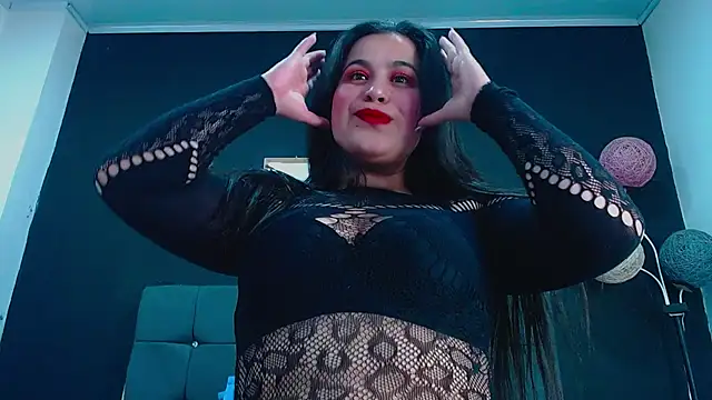 Snapshot of mia_xx1 chatting on 09/17/25, 03:30 mia xx1 online show from 09/17/25, 03:30