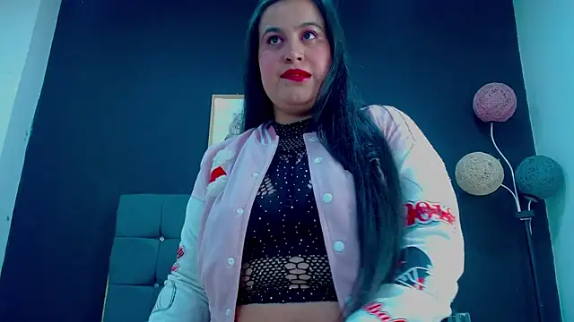 Snapshot of mia_xx1 chatting on 09/29/25, 09:19 mia xx1 online show from 09/29/25, 09:19