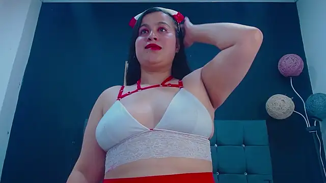 Snapshot of mia_xx1 chatting on 10/31/25, 02:56 mia xx1 online show from 10/31/25, 02:56