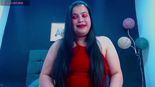 Snapshot of mia_xx1 chatting on 11/19/25, 02:22 mia xx1 online show from 11/19/25, 02:22