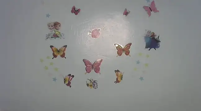 Snapshot of laetitia_ chatting on 03/04/25, 02:17 laetitia online show from 03/04/25, 02:17