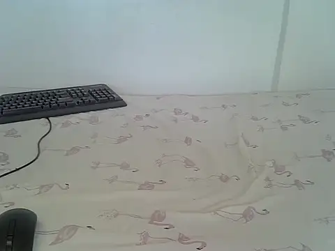 laetitia  online show from 07/01/26, 11:12