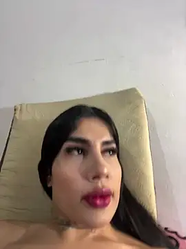 Snapshot of saragill323 chatting on 03/12/25, 07:49 saragill323 online show from 03/12/25, 07:49