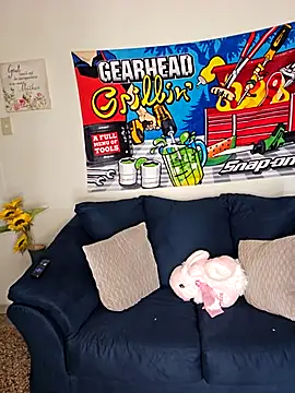 ladycreamypr2 online show from 04/03/26, 08:07