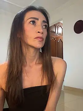 Yulia sx online show from 01/25/25, 11:00