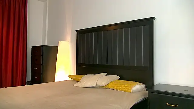 Yanira Muslim online show from 01/18/26, 05:11