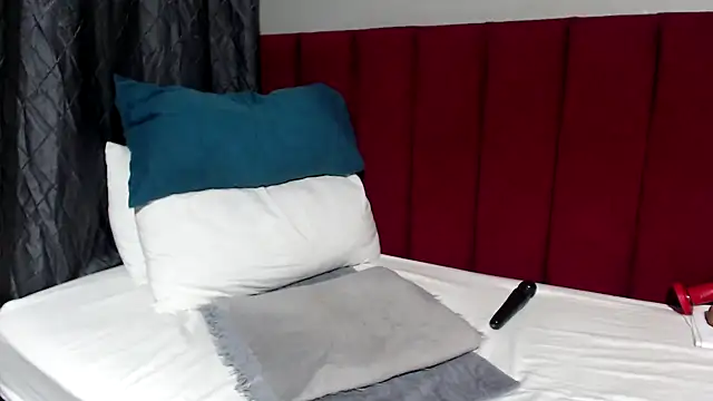 Mochabae online show from 11/14/25, 04:00