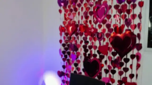 Snapshot of mariana_lopez1 chatting on 02/14/25, 11:53 mariana lopez1 online show from 02/14/25, 11:53