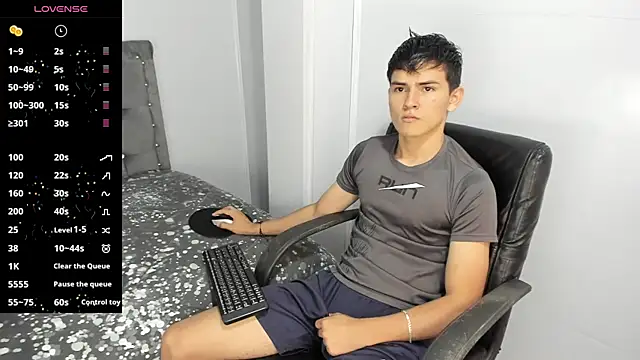 Snapshot of Jacobb_Lee chatting on 12/21/24, 06:02 Jacobb Lee online show from 12/21/24, 06:02