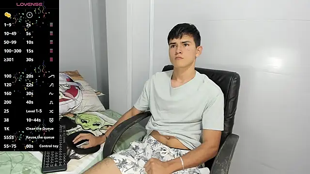 Snapshot of Jacobb_Lee chatting on 01/18/25, 07:48 Jacobb Lee online show from 01/18/25, 07:48