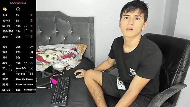 Snapshot of Jacobb_Lee chatting on 03/21/25, 08:29 Jacobb Lee online show from 03/21/25, 08:29