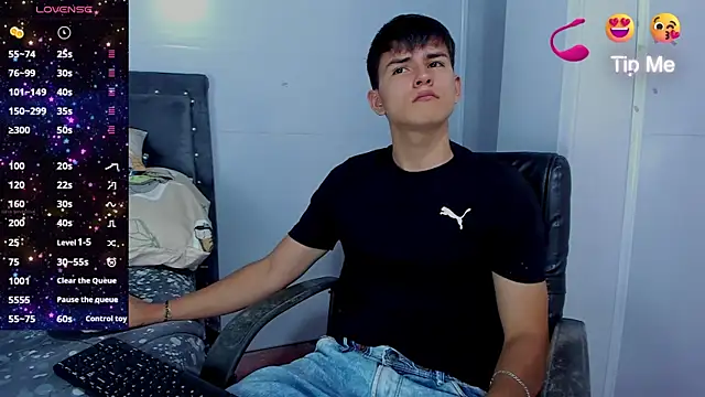 Snapshot of Jacobb_Lee chatting on 09/08/25, 08:08 Jacobb Lee online show from 09/08/25, 08:08