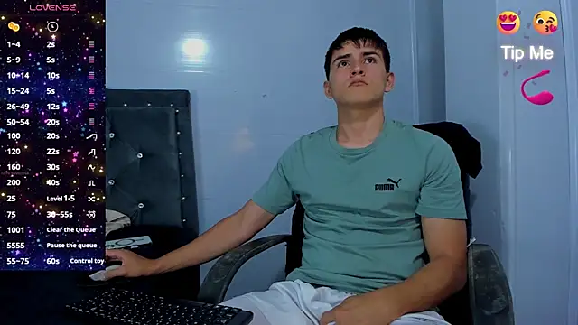 Snapshot of Jacobb_Lee chatting on 11/14/25, 09:13 Jacobb Lee online show from 11/14/25, 09:13