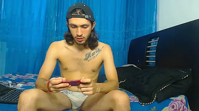 Snapshot of Hot_Sharks_ chatting on 10/29/25, 10:50 Hot Sharks online show from 10/29/25, 10:50