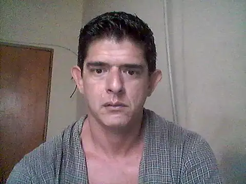 Snapshot of Marobronco chatting on 12/04/25, 03:10 Marobronco online show from 12/04/25, 03:10