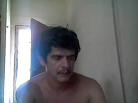 Snapshot of Marobronco chatting on 02/05/26, 05:50 Marobronco online show from 02/05/26, 05:50