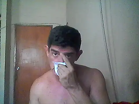 Snapshot of Marobronco chatting on 02/09/26, 04:11 Marobronco online show from 02/09/26, 04:11