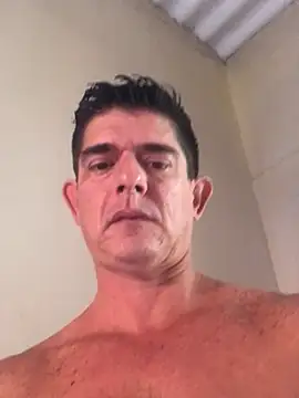 Snapshot of Marobronco chatting on 06/15/26, 01:13 Marobronco online show from 06/15/26, 01:13