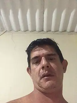 Snapshot of Marobronco chatting on 07/09/26, 01:42 Marobronco online show from 07/09/26, 01:42