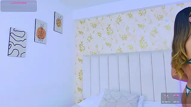 Sara Desire online show from 01/16/26, 12:53