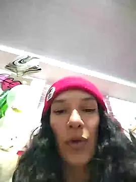 Snapshot of rebekka_simpson chatting on 01/01/25, 06:47 rebekka simpson online show from 01/01/25, 06:47