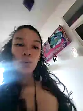 Snapshot of rebekka_simpson chatting on 02/10/25, 04:47 rebekka simpson online show from 02/10/25, 04:47