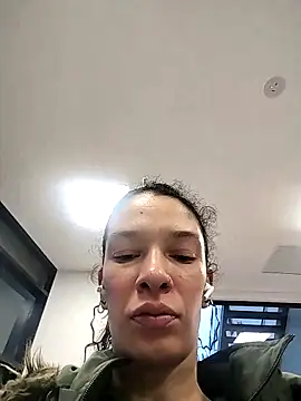 Snapshot of rebekka_simpson chatting on 03/04/25, 11:29 rebekka simpson online show from 03/04/25, 11:29