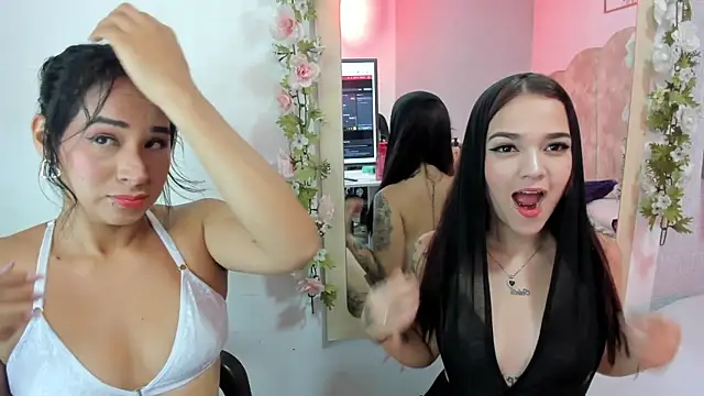 Snapshot of Online_sex chatting on 03/04/25, 09:32 Online sex online show from 03/04/25, 09:32