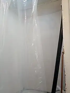 Snapshot of allissonw13 chatting on 01/19/25, 11:43 allissonw13 online show from 01/19/25, 11:43