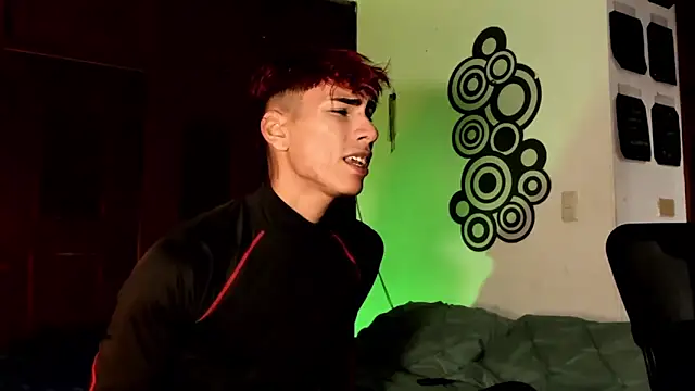 Snapshot of Teo_skinny chatting on 11/06/25, 03:13 Teo skinny online show from 11/06/25, 03:13