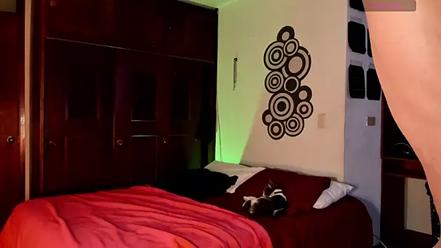 Snapshot of Teo_skinny chatting on 11/15/25, 02:24 Teo skinny online show from 11/15/25, 02:24