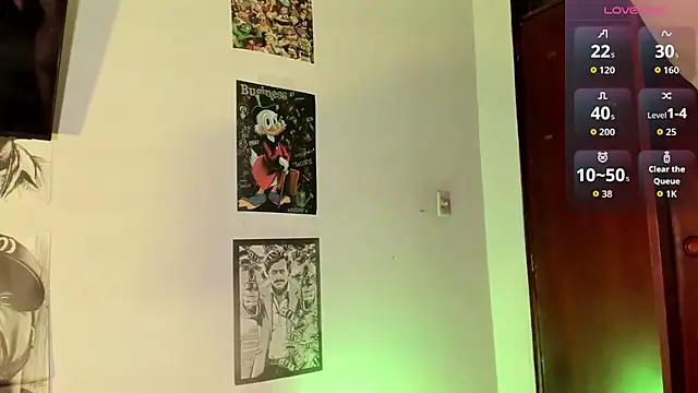 Snapshot of Teo_skinny chatting on 11/28/25, 10:45 Teo skinny online show from 11/28/25, 10:45