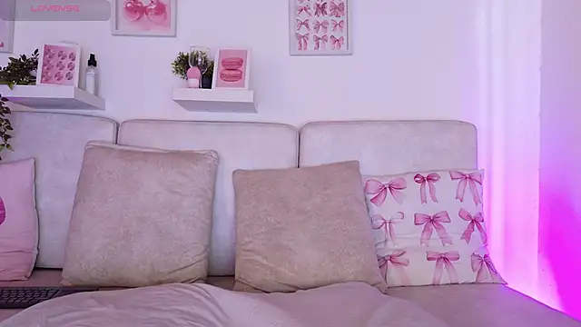 Malka Burning online show from 02/15/26, 06:04