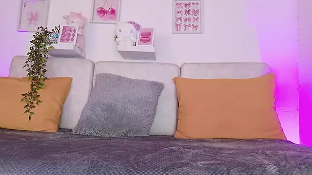 Malka Burning online show from 04/16/26, 08:53