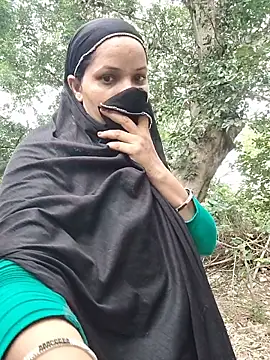 Snapshot of Hot-rubina chatting on 06/09/26, 02:45 Hot-rubina online show from 06/09/26, 02:45