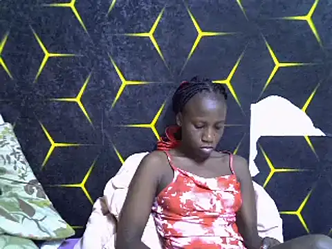 Snapshot of Spicey_diana chatting on 02/15/25, 12:33 Spicey diana online show from 02/15/25, 12:33