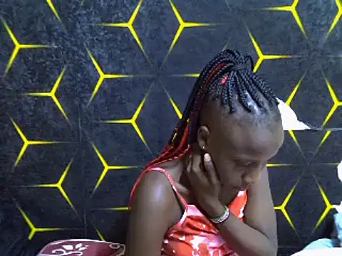 Snapshot of Spicey_diana chatting on 02/17/25, 04:15 Spicey diana online show from 02/17/25, 04:15