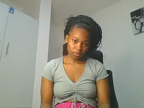 Snapshot of _Becky002 chatting on 05/25/26, 09:59 Becky002 online show from 05/25/26, 09:59