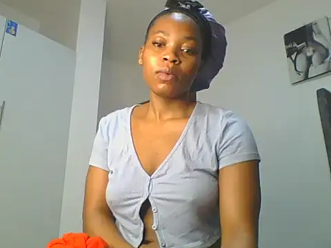 Snapshot of _Becky002 chatting on 06/13/26, 08:34 Becky002 online show from 06/13/26, 08:34
