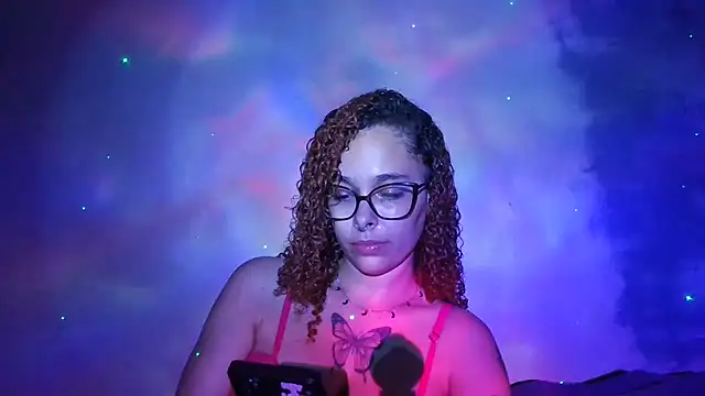 Snapshot of lizza_monroe chatting on 10/06/25, 11:13 lizza monroe online show from 10/06/25, 11:13