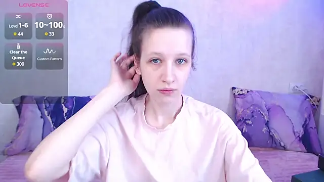 ur kitty   online show from 03/17/26, 07:01